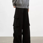 Black / M