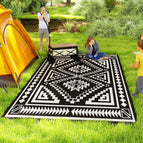Black, White Square Patchwork / 950x330x190 mm