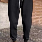 Black / M
